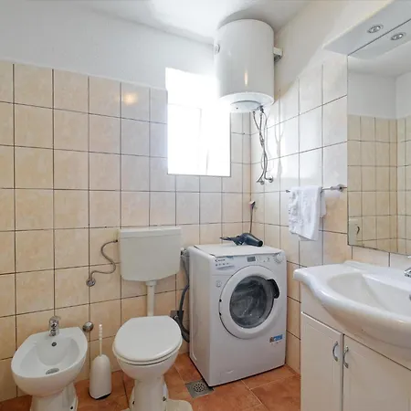 Apartment Ana-rapavel