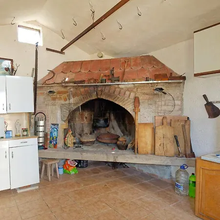 Ana-rapavel Apartment Višnjan